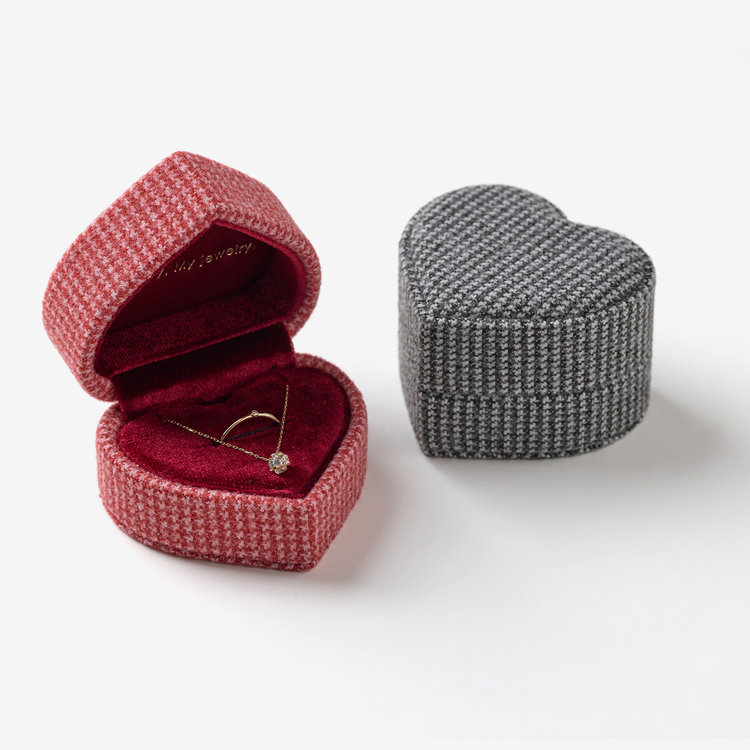 BLOOM · 2026 WINTER · 1101-0134-0019 · 스타일링 예시