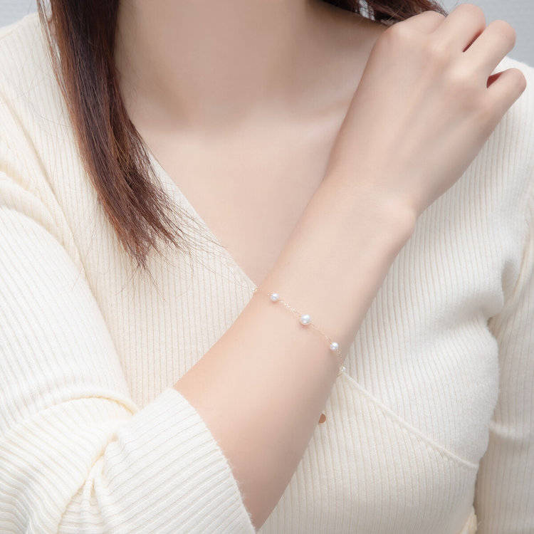 BLOOM · 2026 WINTER · 0551-0100-0025 · 착용 사진