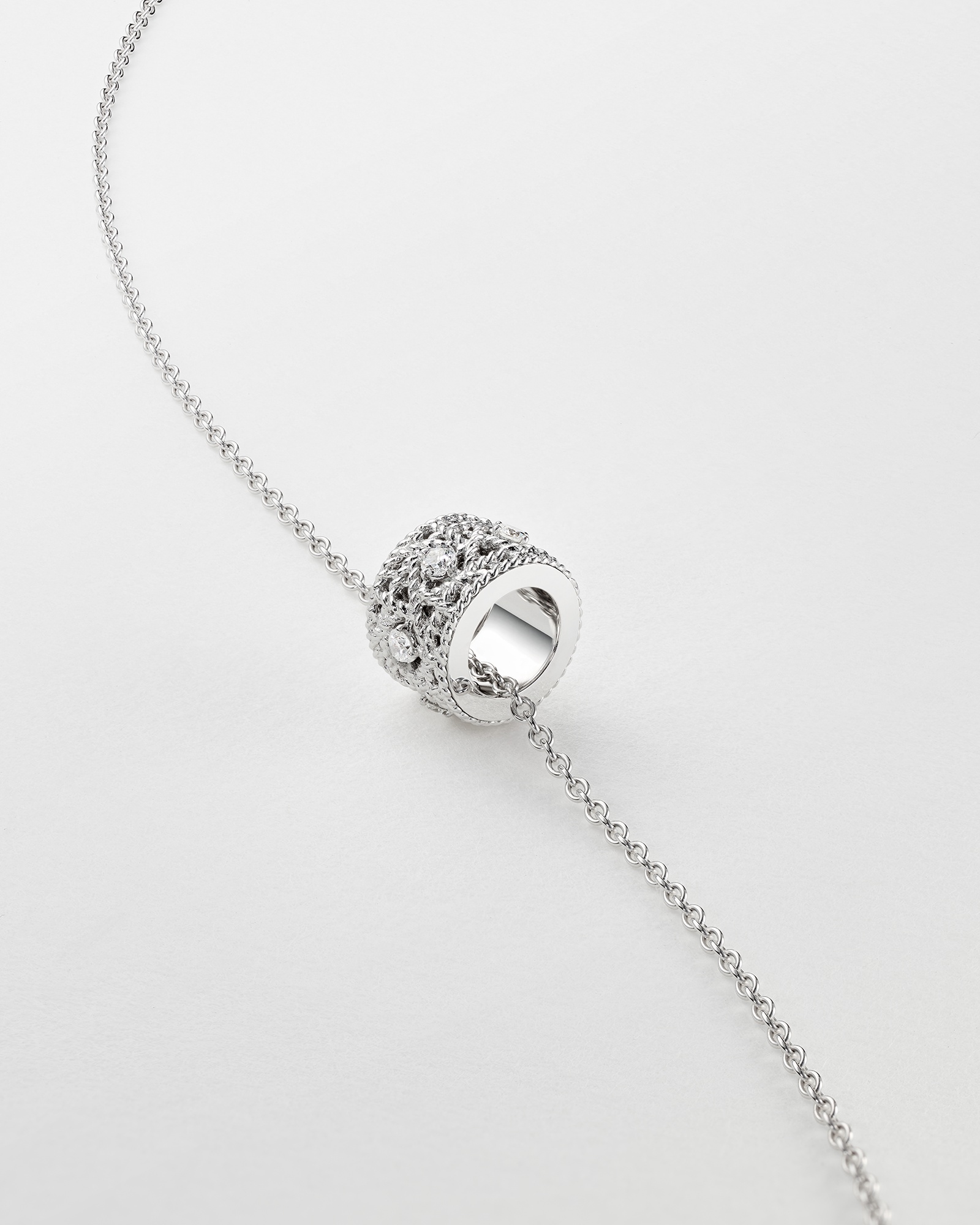 My Dior · البنية والتفاصيل